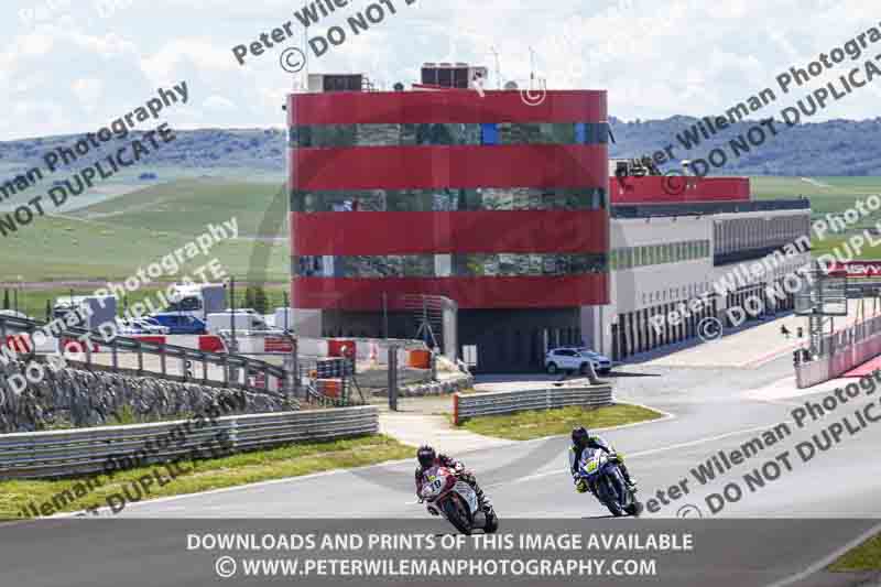 cadwell no limits trackday;cadwell park;cadwell park photographs;cadwell trackday photographs;enduro digital images;event digital images;eventdigitalimages;navarra;no limits trackdays;peter wileman photography;racing digital images;trackday digital images;trackday photos